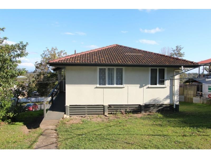 14 Henty Street, Woodridge QLD 4114