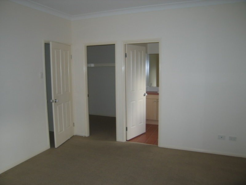 31 Silky Oak Drive, Brookwater QLD 4300