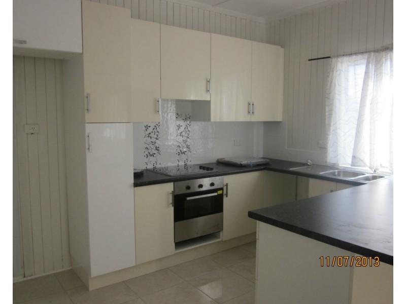 30A Edith Street, Kingston QLD 4114