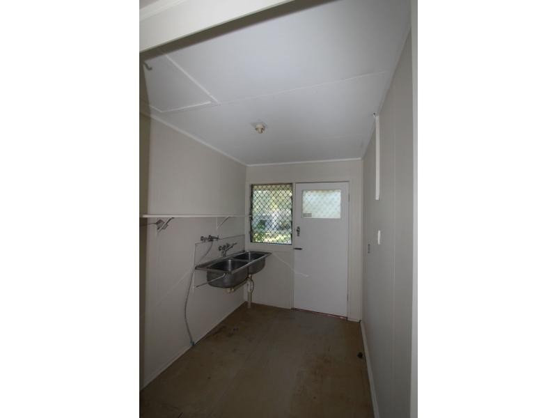 3 Errol Street, Loganlea QLD 4131