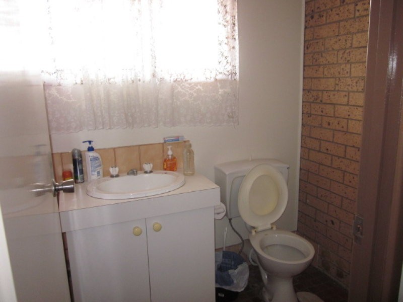 2/145 Kingston Road, Woodridge QLD 4114