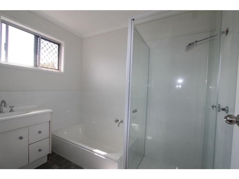 26 Macarthur Crescent, Slacks Creek QLD 4127