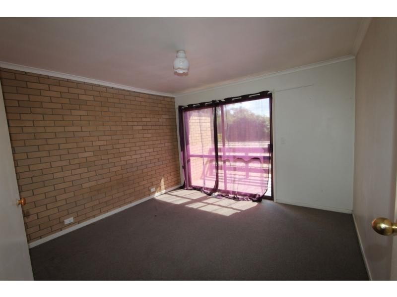 2/26-28 Charles Street, Logan Central QLD 4114