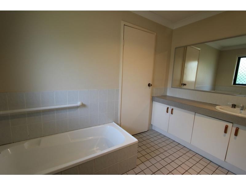 842 Kingston Road, Waterford West QLD 4133