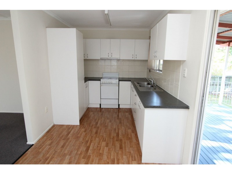 16 Lowanna Street, Slacks Creek QLD 4127