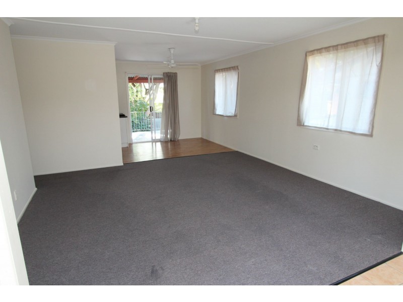 16 Lowanna Street, Slacks Creek QLD 4127