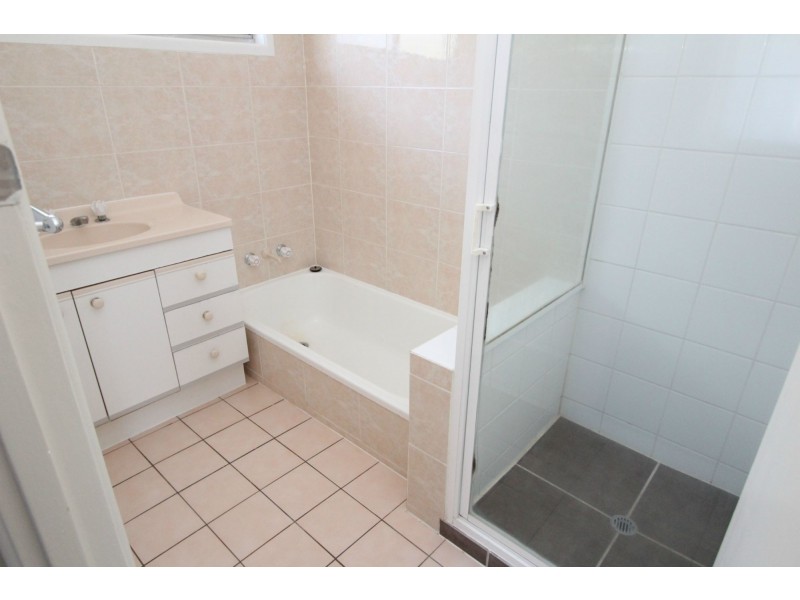 16 Lowanna Street, Slacks Creek QLD 4127