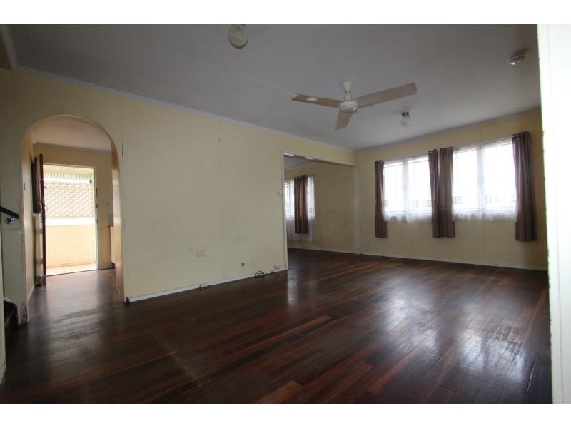 81 Smith Road, Woodridge QLD 4114