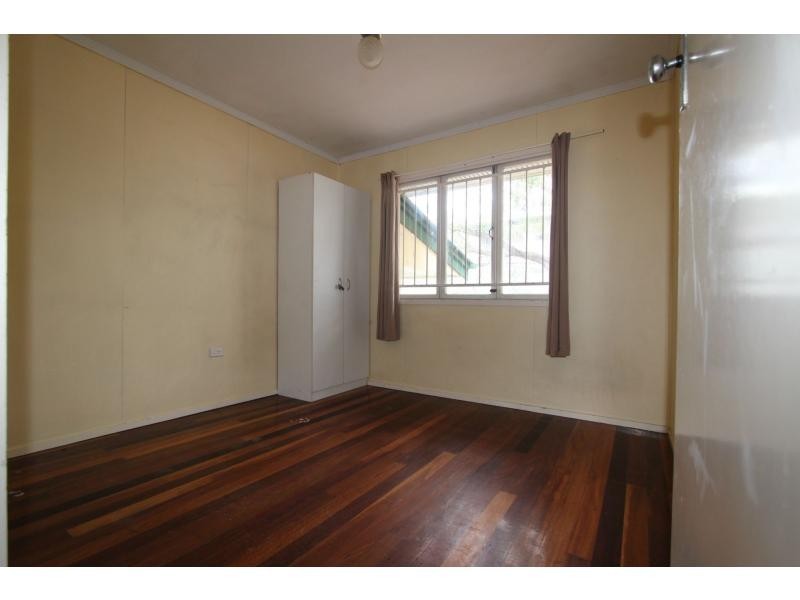 81 Smith Road, Woodridge QLD 4114