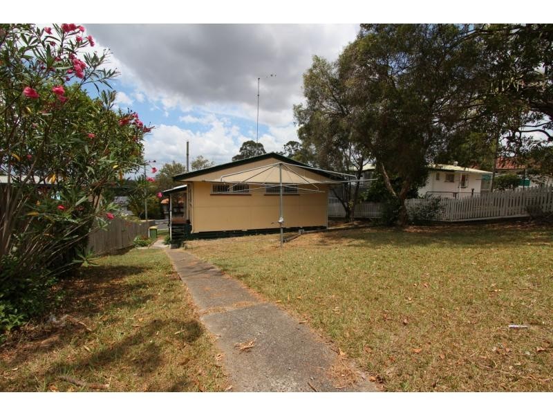 81 Smith Road, Woodridge QLD 4114