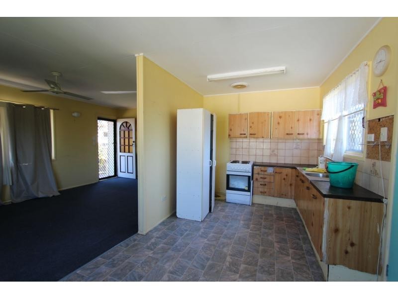 15 Walter Street, Logan Central QLD 4114