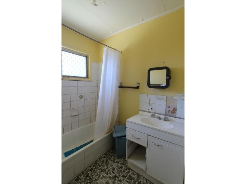 15 Walter Street, Logan Central QLD 4114