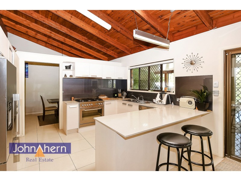 85 Greenview Street, Rochedale South QLD 4123