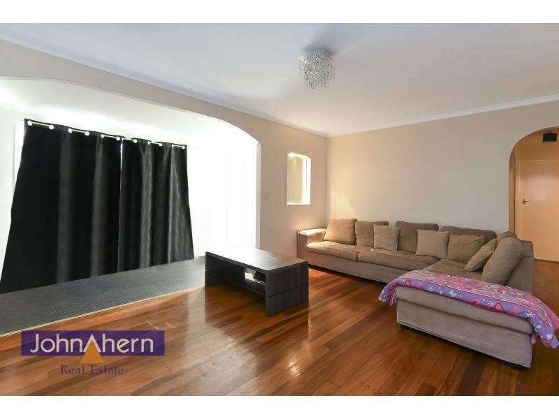 7 Chestnut Street, Logan Central QLD 4114