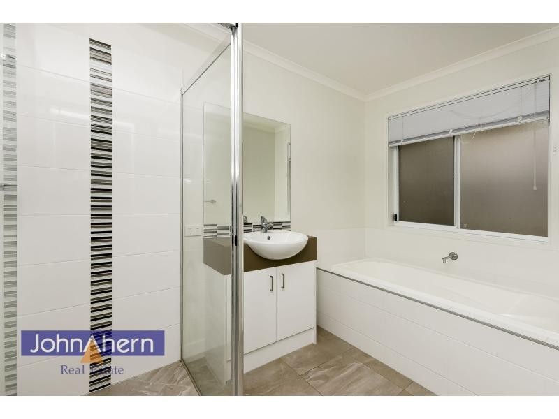72 Goundry Drive, Holmview QLD 4207