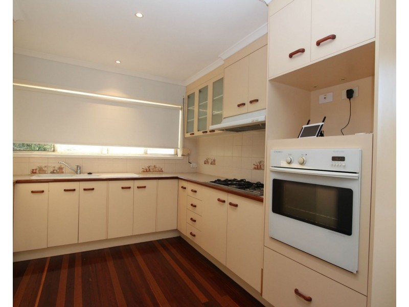 9 Burke Street, Woodridge QLD 4114
