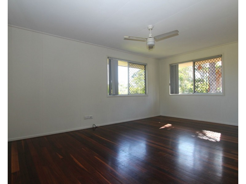 7 Natalie Street, Slacks Creek QLD 4127