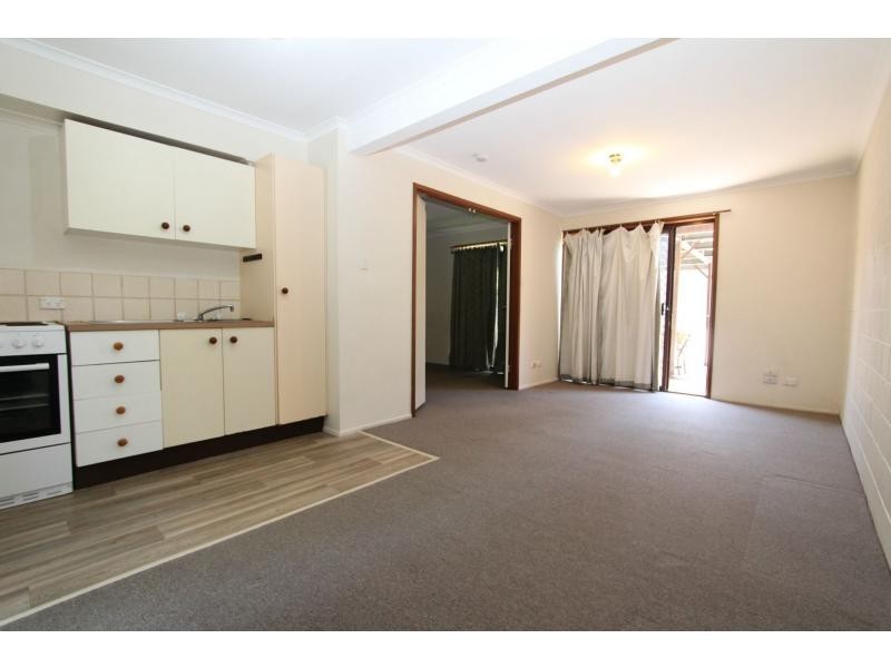 9/41 Defiance Road, Woodridge QLD 4114