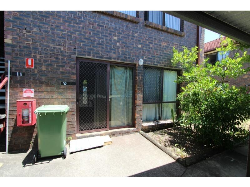 9/41 Defiance Road, Woodridge QLD 4114