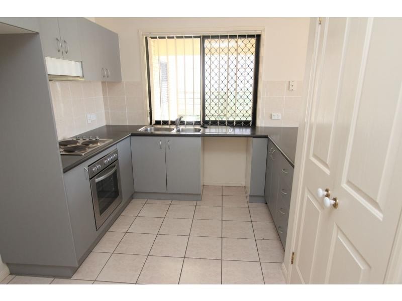 37 Aberdeen Crescent, Kuraby QLD 4112