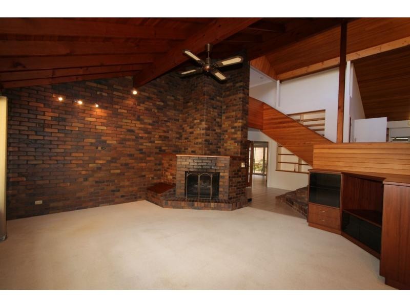 58 Jilbard Drive, Springwood QLD 4127