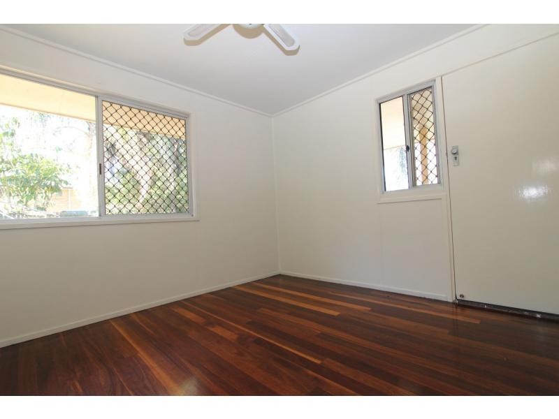 7 Natalie Street, Slacks Creek QLD 4127