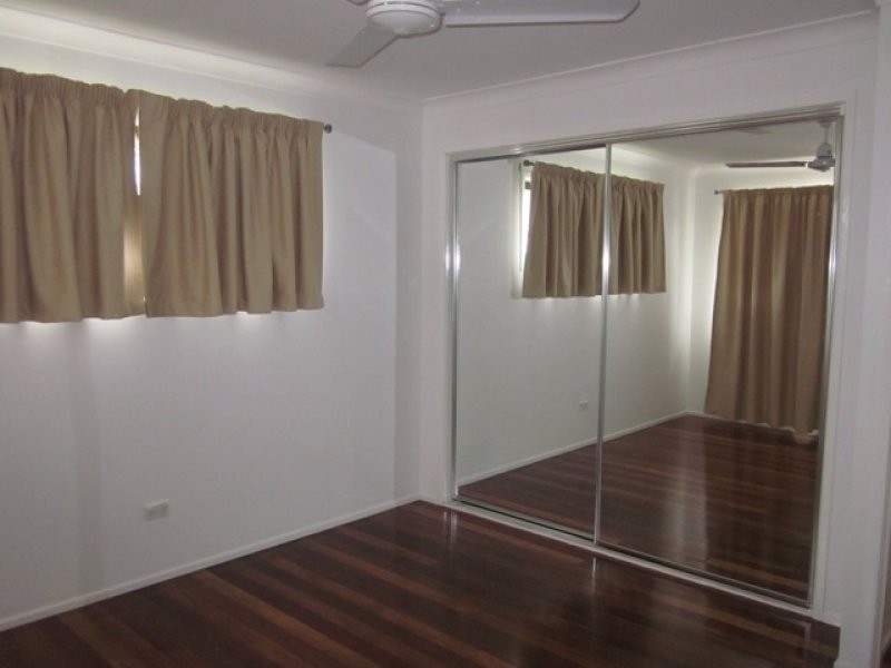 135 Barbaralla Drive, Springwood QLD 4127