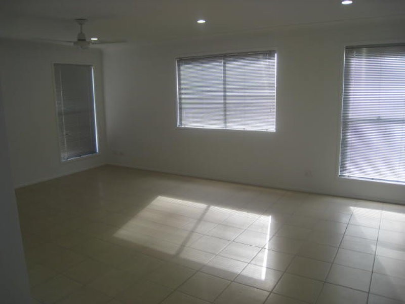 9 Flametree Crescent, Berrinba QLD 4117