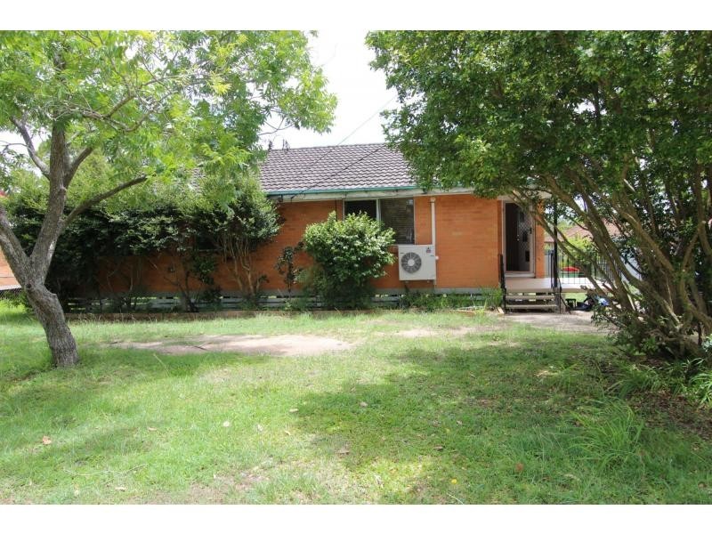 18 Baringa Avenue, Logan Central QLD 4114