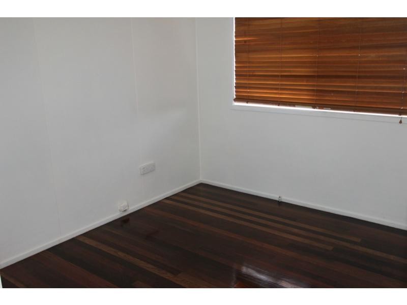 18 Baringa Avenue, Logan Central QLD 4114