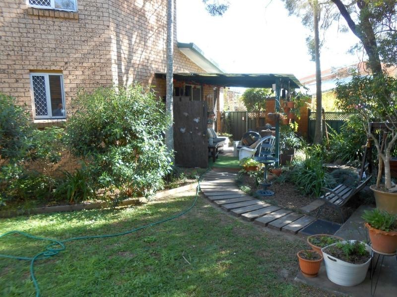 27/18 Defiance Road, Logan Central QLD 4114