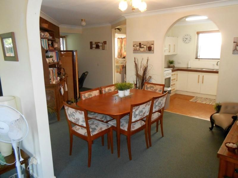 27/18 Defiance Road, Logan Central QLD 4114