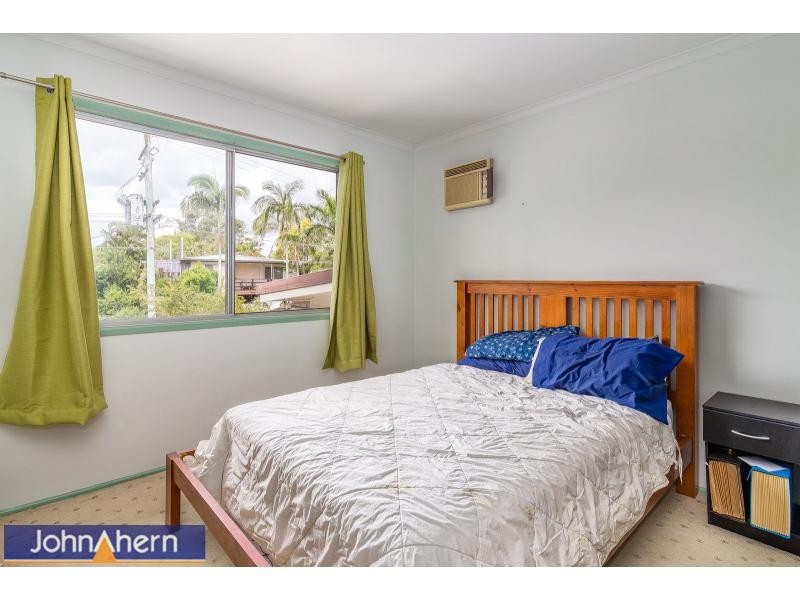27 Coach Street, Slacks Creek QLD 4127
