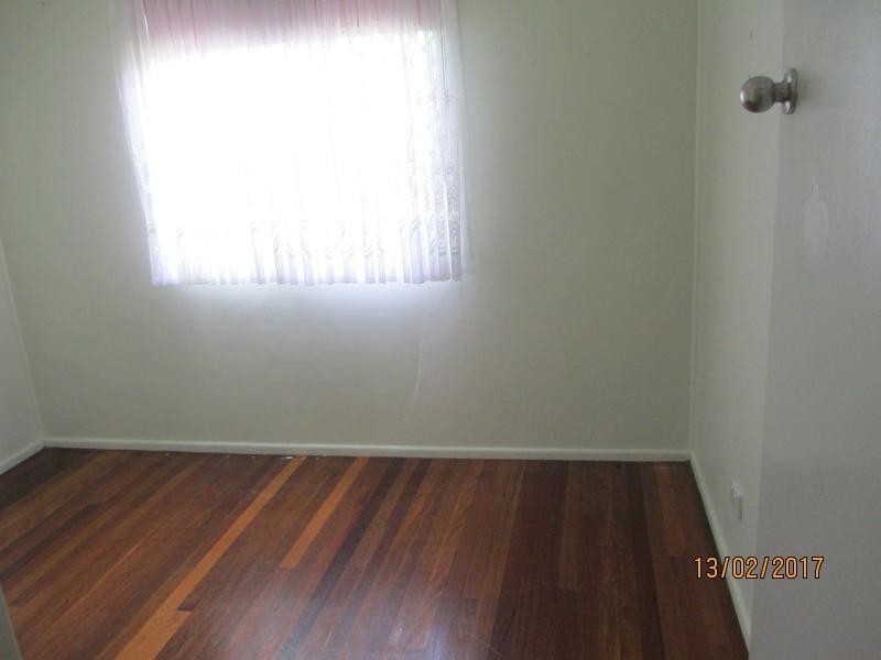 16 Sylvania Street, Logan Central QLD 4114