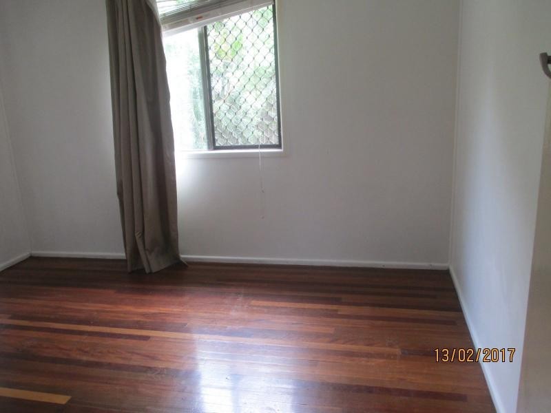 16 Sylvania Street, Logan Central QLD 4114