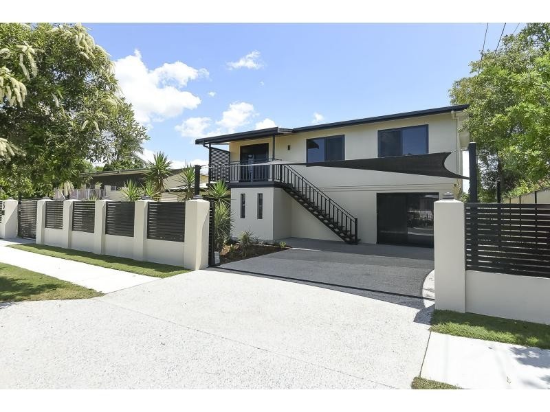 6 Carcoola Street, Kingston QLD 4114