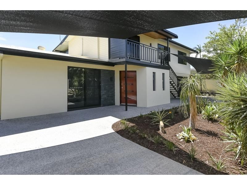 6 Carcoola Street, Kingston QLD 4114