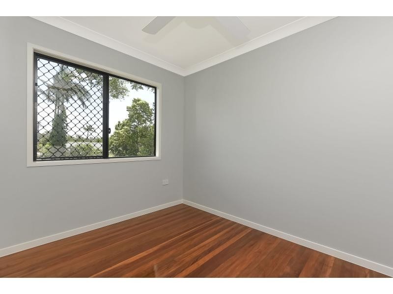 6 Carcoola Street, Kingston QLD 4114