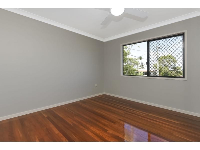 6 Carcoola Street, Kingston QLD 4114