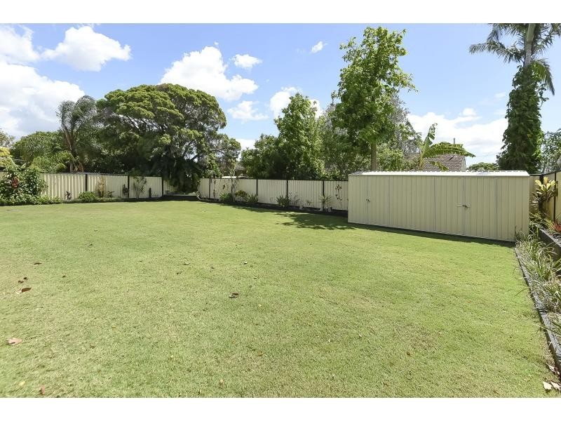 6 Carcoola Street, Kingston QLD 4114