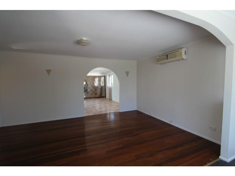7 Chestnut Street, Logan Central QLD 4114