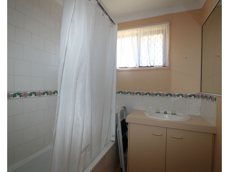 18 Yalumba Street, Kingston QLD 4114