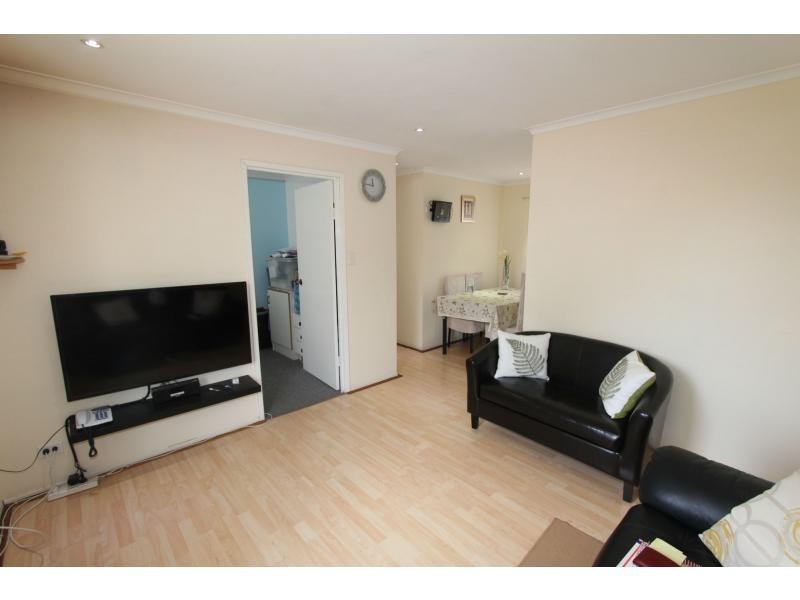 5/28 Defiance Road, Logan Central QLD 4114