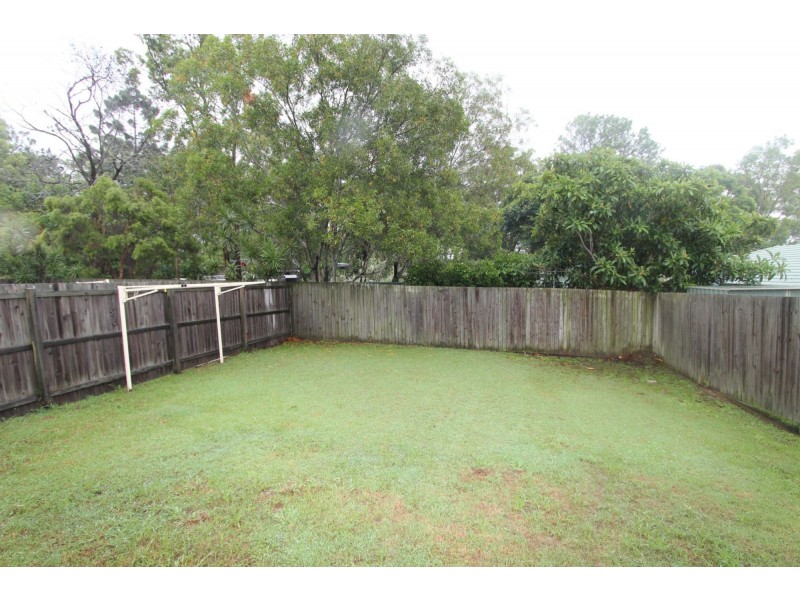 4 Peachface Street, Loganlea QLD 4131