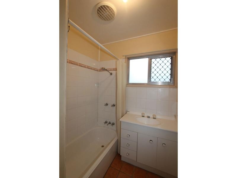 24 Murrajong Road, Springwood QLD 4127