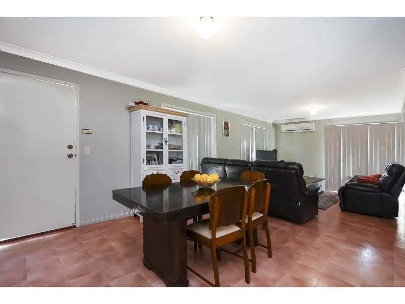 22 Buttercup Close, Meadowbrook QLD 4131