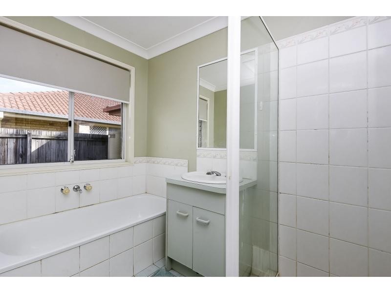 22 Buttercup Close, Meadowbrook QLD 4131