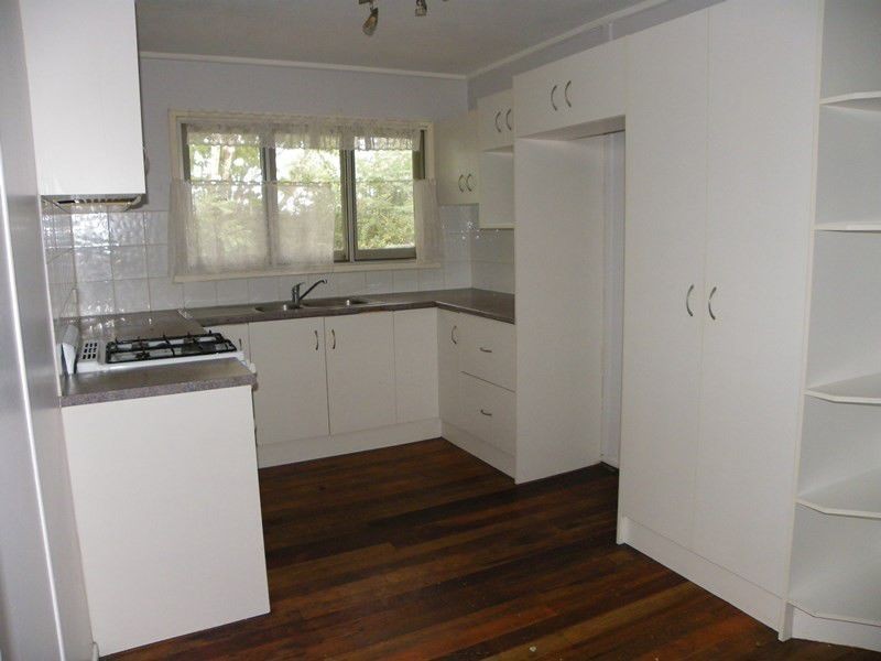 11 Plunkett Street, Woodridge QLD 4114