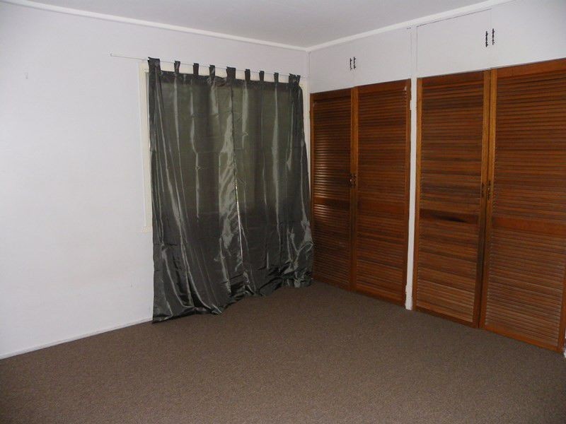 11 Plunkett Street, Woodridge QLD 4114