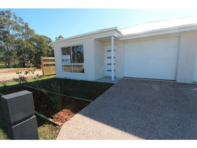 Duplex 1/70 Kerry Street, Marsden QLD 4132